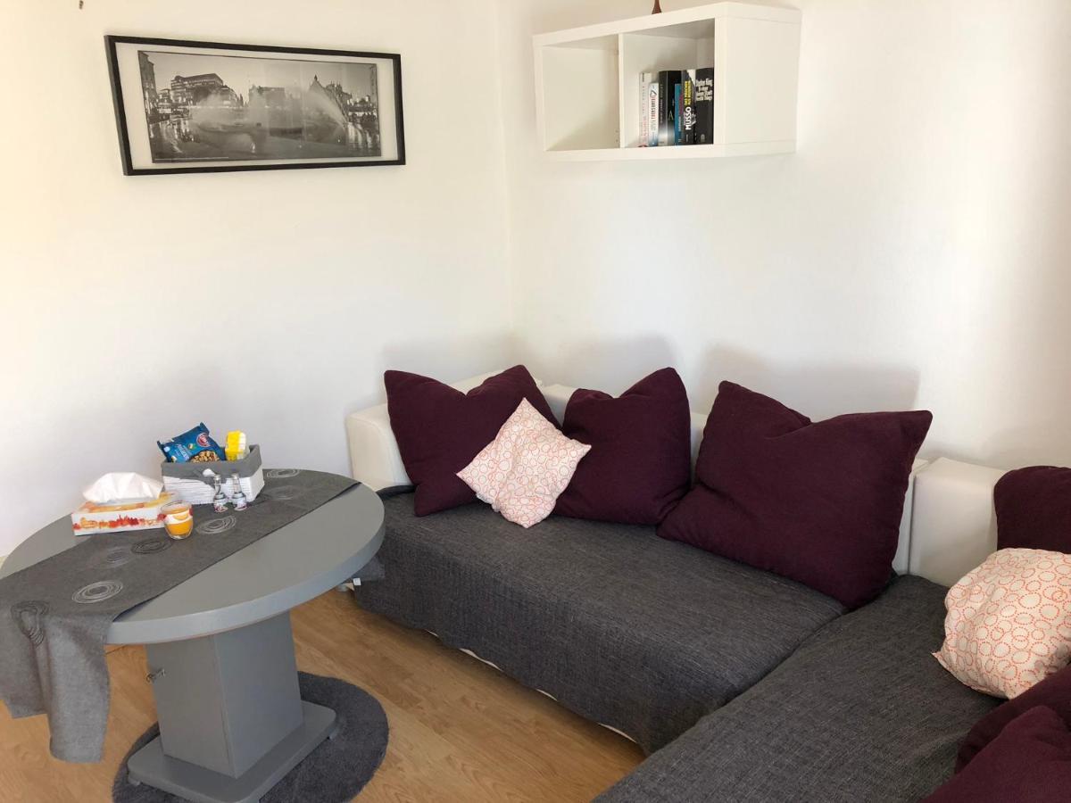 2 Zimmer Wohnung Mit Balkon - Naehe Messe Haar  Eksteriør billede